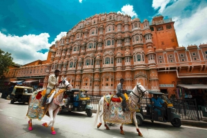 The Essence of Jaipur City Tour: A Memorable Rajasthan Trip Package